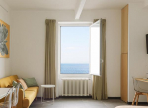 Cà de Mâ Ω Sea Front Apartment
